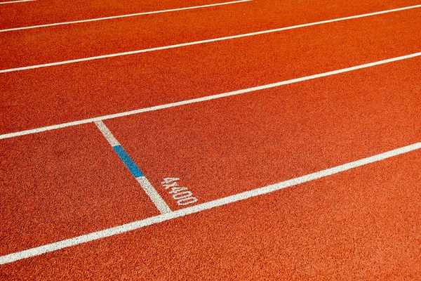 800 meter race strategy
